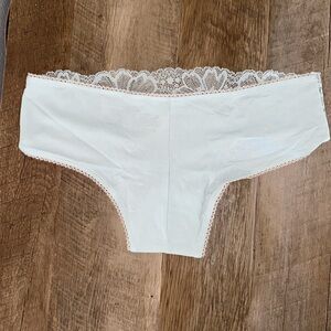 Victoria’s Secret cheeky Cheek panty